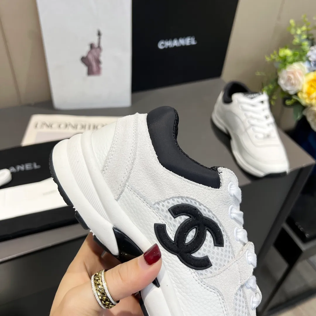 👟👟Ex-factory price 520👟👟 Chanel Chanel - 2021 counter top casual sports shoes This classic design; ✅Outsole: Original TPU combination outsole ✅Number of codes: 35～41